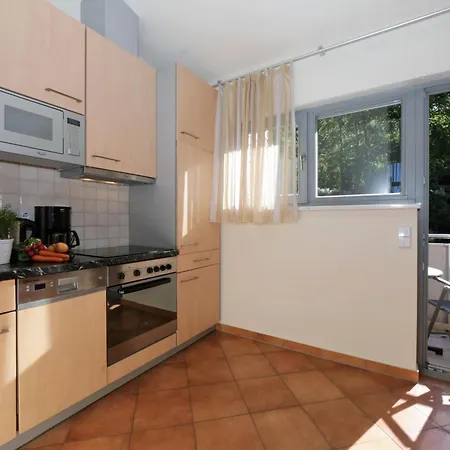 Brise Haus Valentino App 13